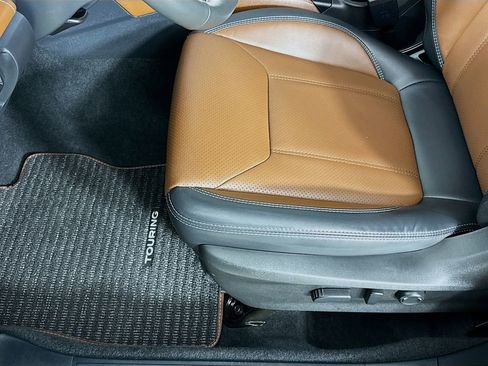 Used 2022 Subaru Forester Touring w/ Popular Package #3 image 19