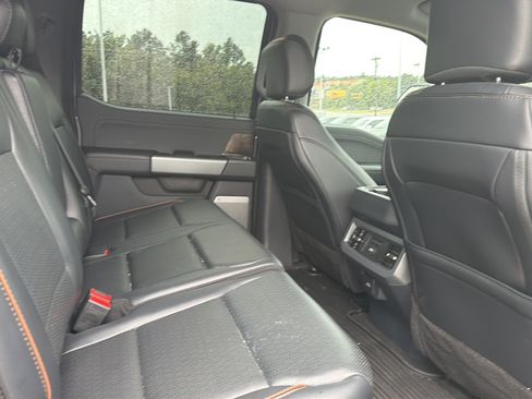 Used 2026 Ford F250 Lariat w/ Black Appearance Package AWD/4WD image 16