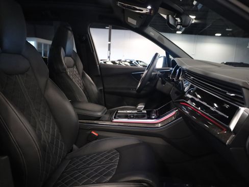 Used 2023 Audi SQ7 Prestige image 42