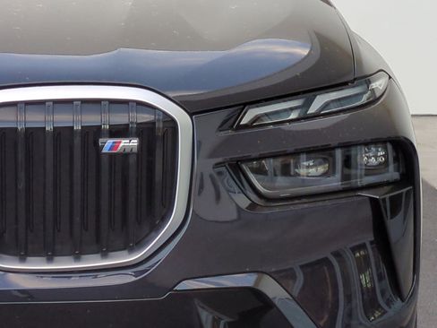 Used 2026 BMW X7 M60i image 6