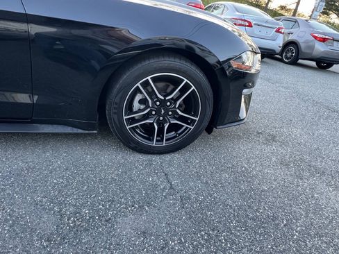 Used 2021 Ford Mustang Premium RWD image 31