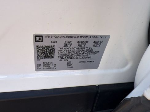 Used 2024 Chevrolet Equinox LT FWD image 27