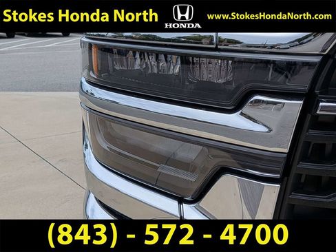 Used 2025 RAM 3500 Tradesman w/ Chrome Appearance Group AWD/4WD image 13