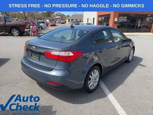 Used 2016 Kia Forte LX FWD image 3