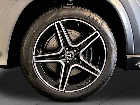 New 2026 Mercedes-Benz GLS 450 4MATIC image 17