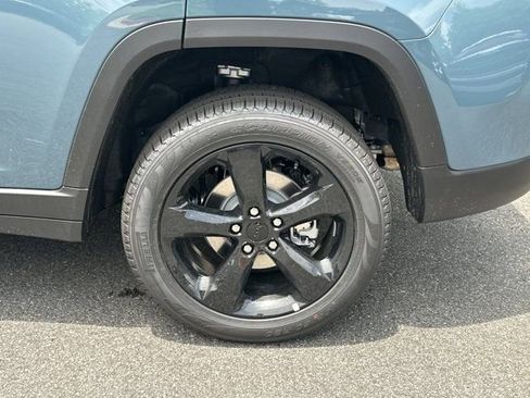New 2026 Jeep Grand Cherokee Limited AWD/4WD image 18