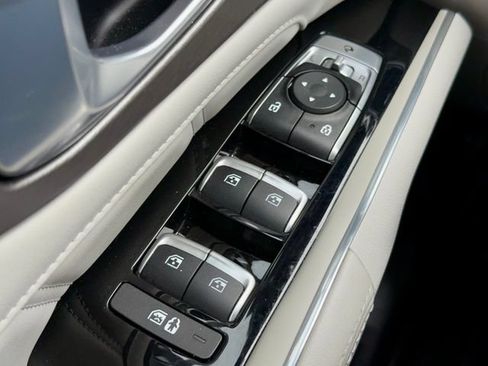 Used 2023 Kia Sorento SX Prestige w/ Panoramic Sunroof Package AWD/4WD image 29