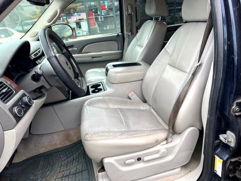 Used 2007 Chevrolet Avalanche LT w/ LT Preferred Equipment Group image 6