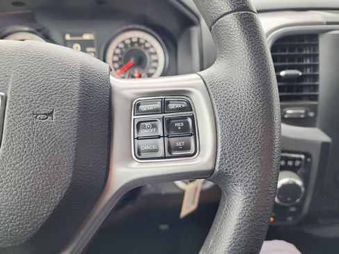 Used 2024 RAM 1500 Classic SLT image 23