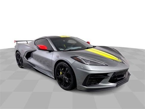 Used 2022 Chevrolet Corvette Stingray Premium Cpe image 2