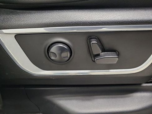 Used 2024 RAM 1500 Laramie image 20