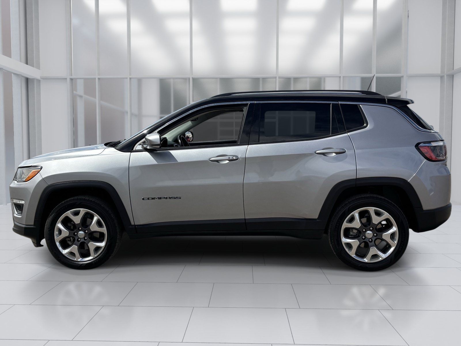 Used 2021 Jeep Compass Limited AWD/4WD image 3