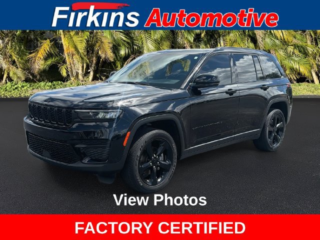 Used 2024 Jeep Grand Cherokee Altitude RWD image 1