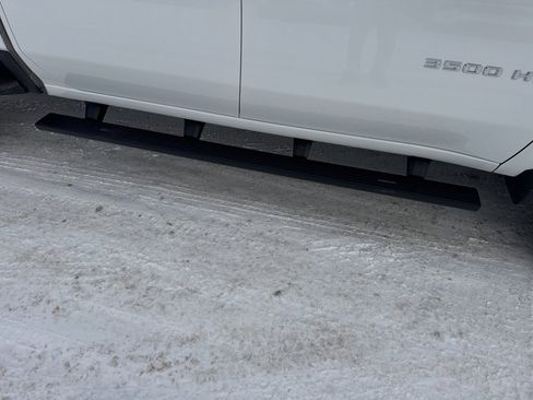 Used 2022 Chevrolet Silverado 3500 LT image 45