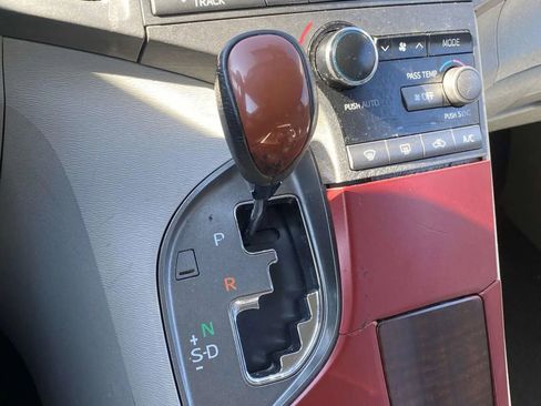 Used 2009 Toyota Venza FWD image 28
