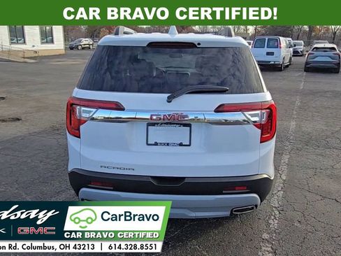 Certified 2023 GMC Acadia SLT w/ Preferred Package image 7