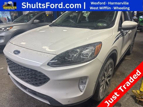 Used 2020 Ford Escape Titanium image 1
