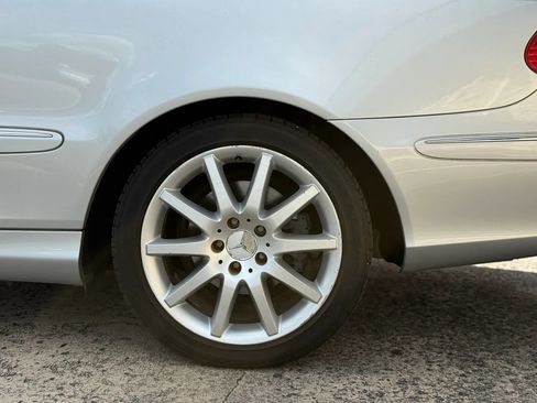 Used 2007 Mercedes-Benz CLK 350 Cabriolet image 8