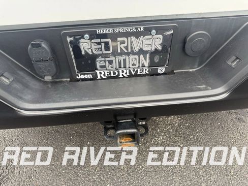 Used 2025 Chevrolet Silverado 1500 W/T w/ WT Value Package image 14