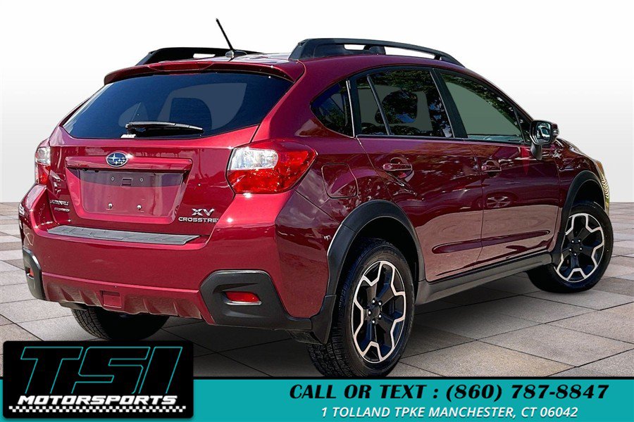 Used 2015 Subaru Crosstrek 2.0i Limited AWD/4WD image 2