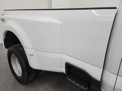 Used 2025 Ford F350 XL image 25