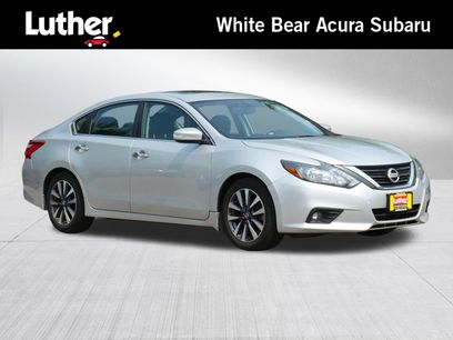 Used 2016 Nissan Altima 2.5 SL w/ 2.5 Technology w/LED Package