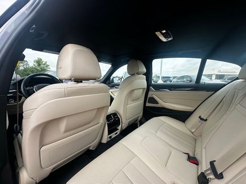 Certified 2023 BMW 530i w/ Premium Package RWD image 22