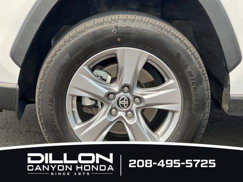 Used 2022 Toyota RAV4 LE AWD/4WD image 28