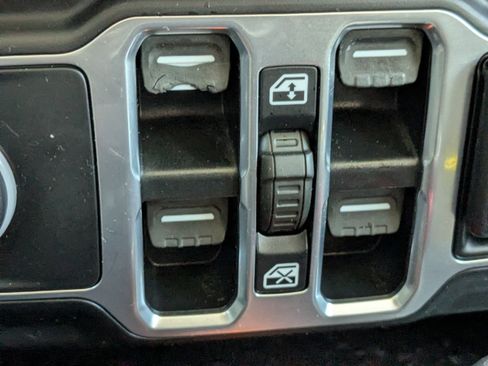 Certified 2020 Jeep Wrangler Unlimited Sport S image 23