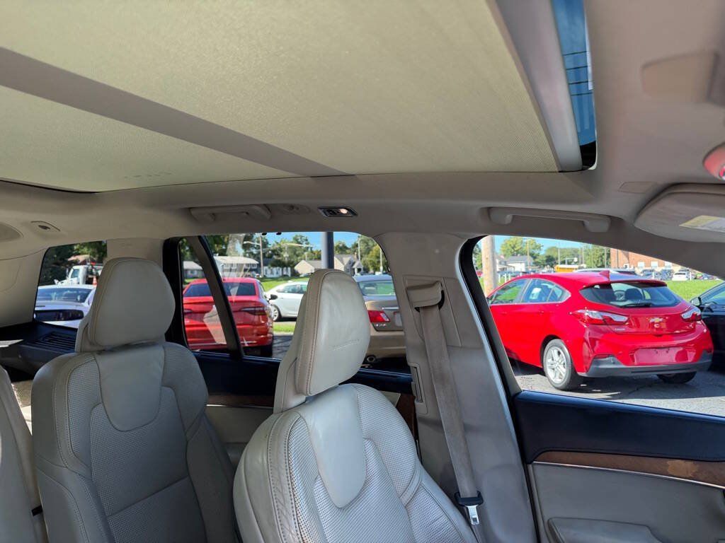 Used 2016 Volvo XC90 T6 Inscription AWD/4WD image 16