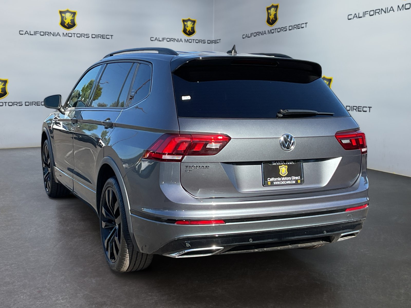 Used 2021 Volkswagen Tiguan S FWD image 7