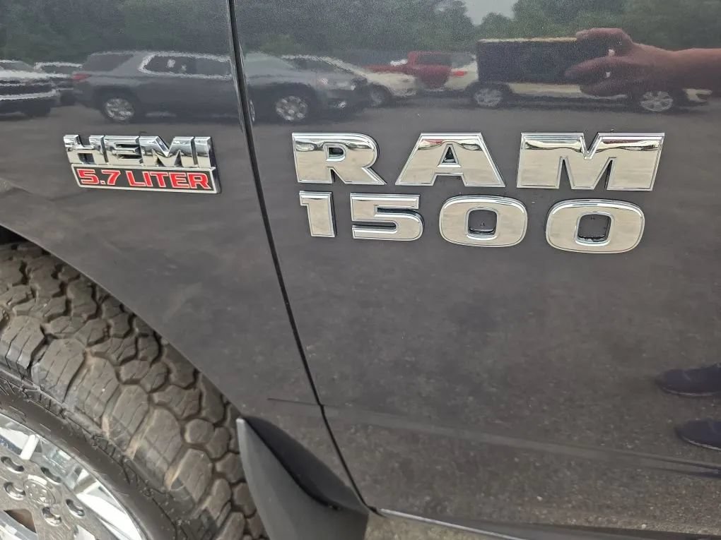 Used 2018 RAM 1500 Express w/ Express Value Package AWD/4WD image 17