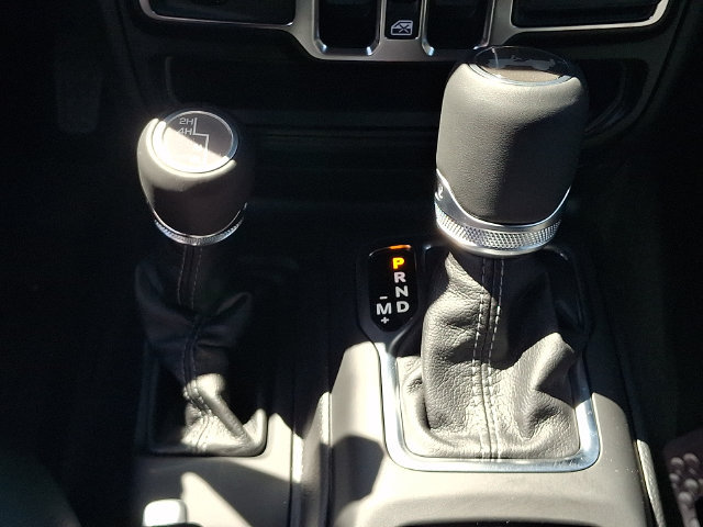 New 2026 Jeep Wrangler Unlimited Sahara AWD/4WD image 7