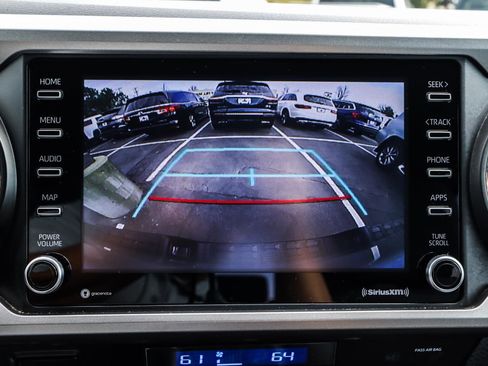 Used 2022 Toyota Tacoma SR5 image 8