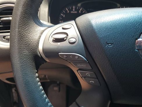 Used 2013 Nissan Pathfinder SL w/ Cargo Pkg FWD image 22