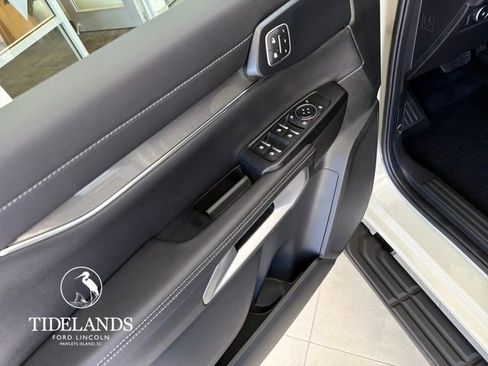 New 2025 Ford Ranger Lariat image 14