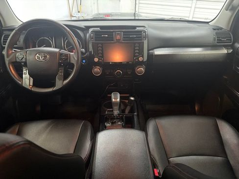 Used 2021 Toyota 4Runner TRD Off-Road Premium w/ Moonroof Package AWD/4WD image 23