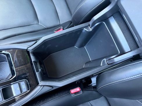 Used 2023 Honda Accord Touring image 27