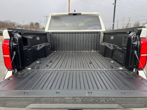 New 2025 Toyota Tacoma TRD Off-Road image 26