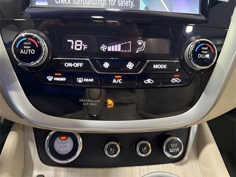 Used 2016 Nissan Murano Platinum w/ Platinum Technology Package image 22