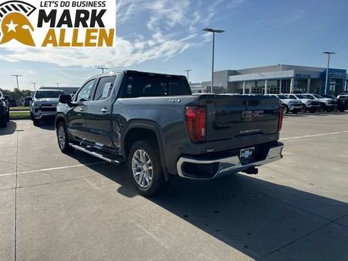Used 2019 GMC Sierra 1500 SLT w/ SLT Premium Plus Package AWD/4WD image 4