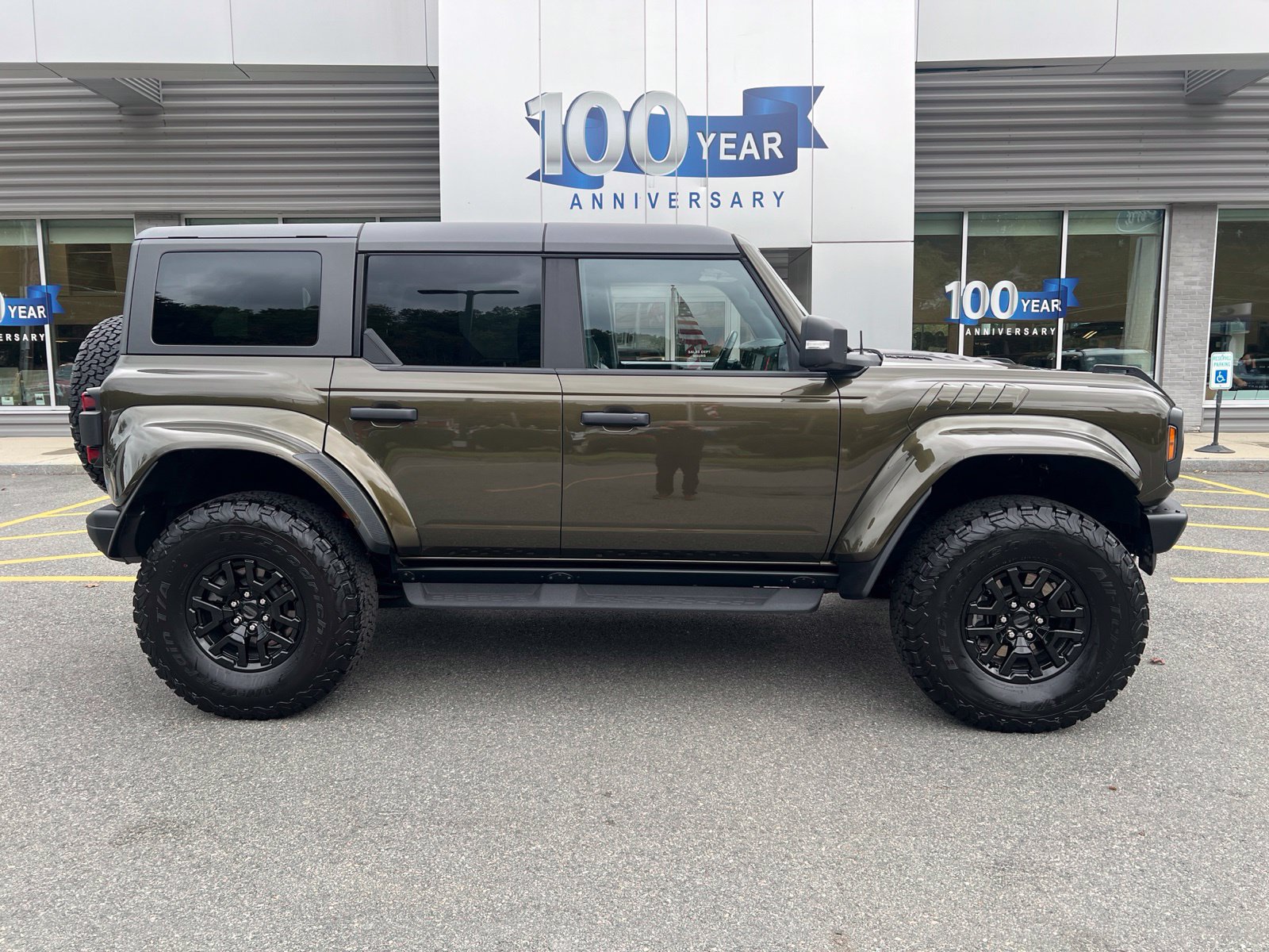 Used 2024 Ford Bronco Raptor AWD/4WD image 7