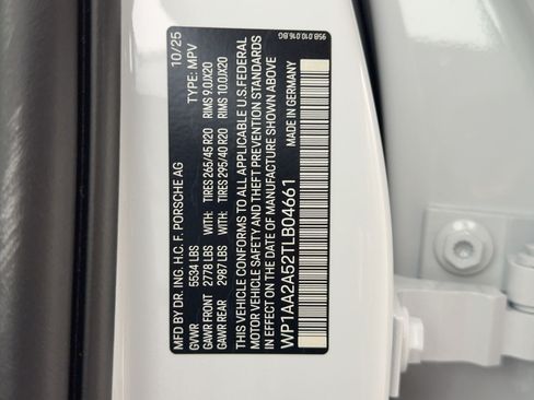 Certified 2026 Porsche Macan AWD/4WD image 20