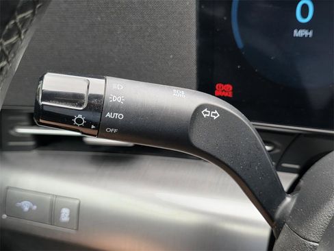 Used 2024 Hyundai Kona SEL image 30