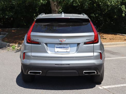 Used 2025 Cadillac XT4 Premium Luxury FWD image 8