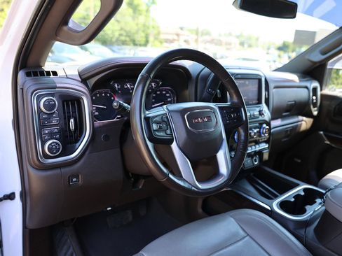 Used 2020 GMC Sierra 1500 SLT w/ SLT Convenience Package AWD/4WD image 20