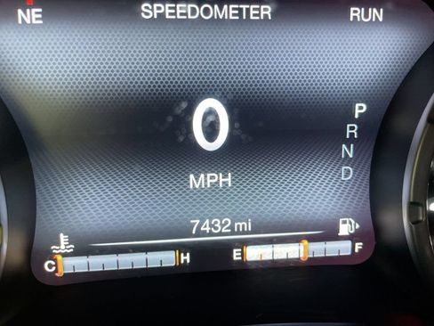 Certified 2021 Jeep Renegade Latitude AWD/4WD image 14