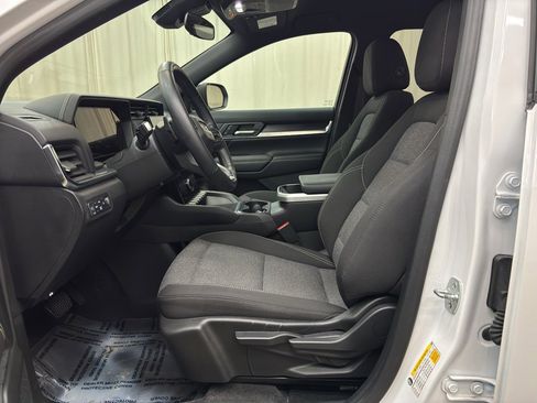 Used 2025 GMC Terrain Elevation image 14