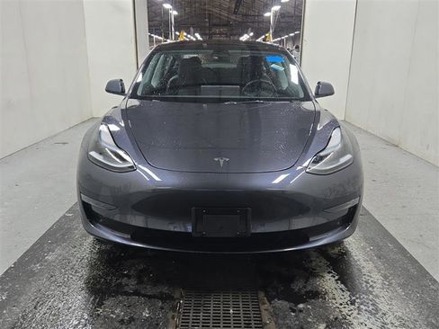 Used 2023 Tesla Model 3 Standard Range image 7
