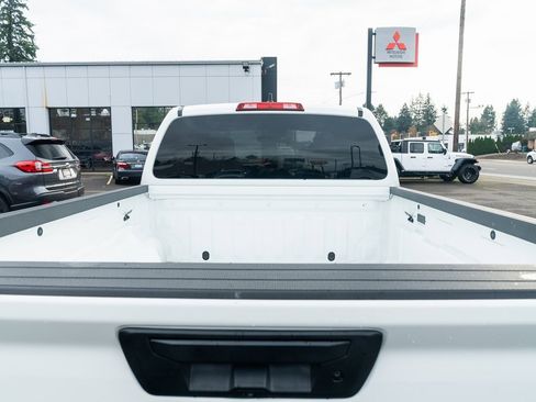 Used 2023 Nissan Frontier S w/ Technology Package image 7